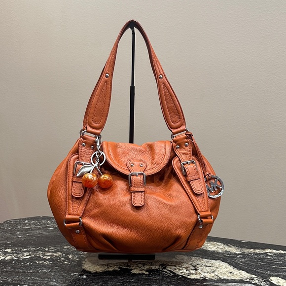 Michael Kors Handbags - EUC Michael Kors Leather Hobo